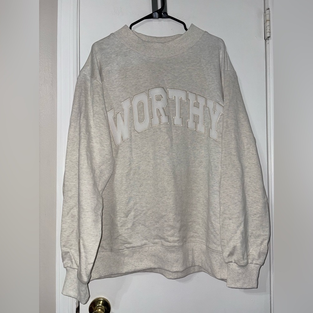 Sunkissed Coconut Worthy Grey Mockneck sweatshirt with heart Xl